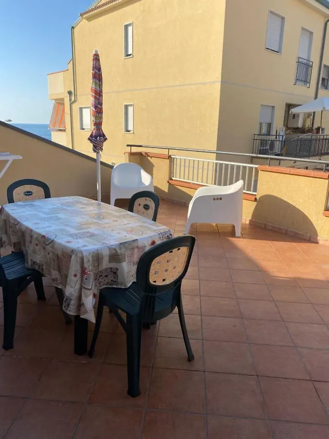 Carolina Apartments - Mansarda Capo d'Orlando